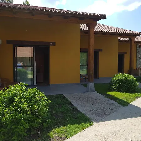 מלון Rural Fuentes Blancas 3*