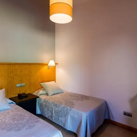 Hotel Fuentes Blancas 3*