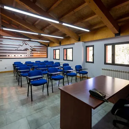 Fuentes Blancas Hotel Vegacervera