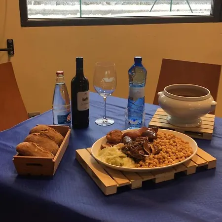 Rural Fuentes Blancas 3* Vegacervera